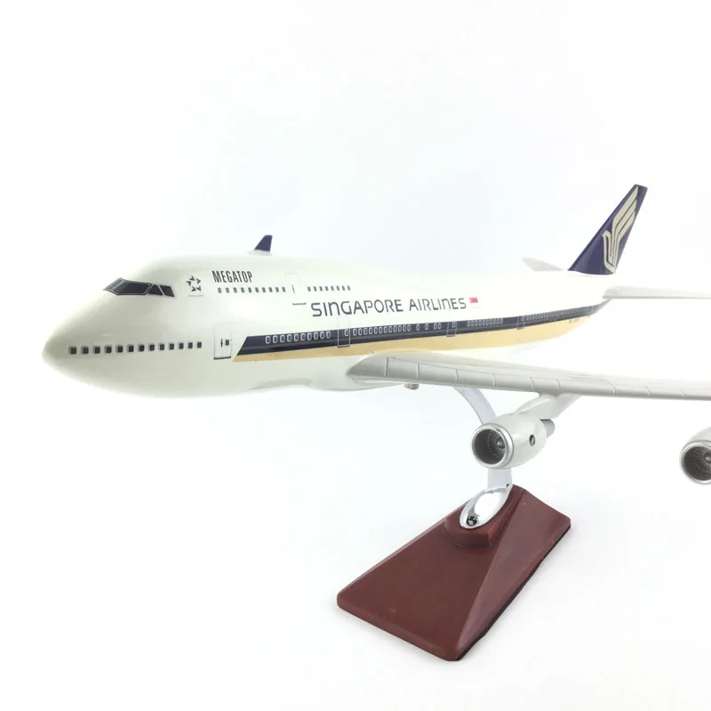 SNGAPORE авиакомпаний пассажирский самолет 45-47 см Сингапур 747-400 модель самолета