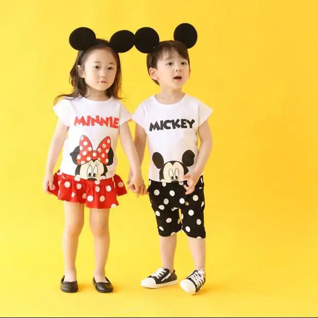 Новинка 2019 летняя модная футболка с короткими рукавами и рисунком Микки Минни