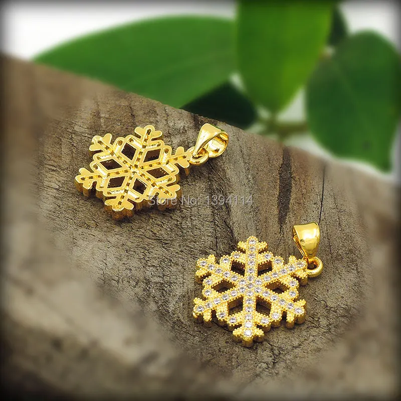 Микро-паве прозрачный CZ снежинка очаровательное позолоченное около 20*16 мм