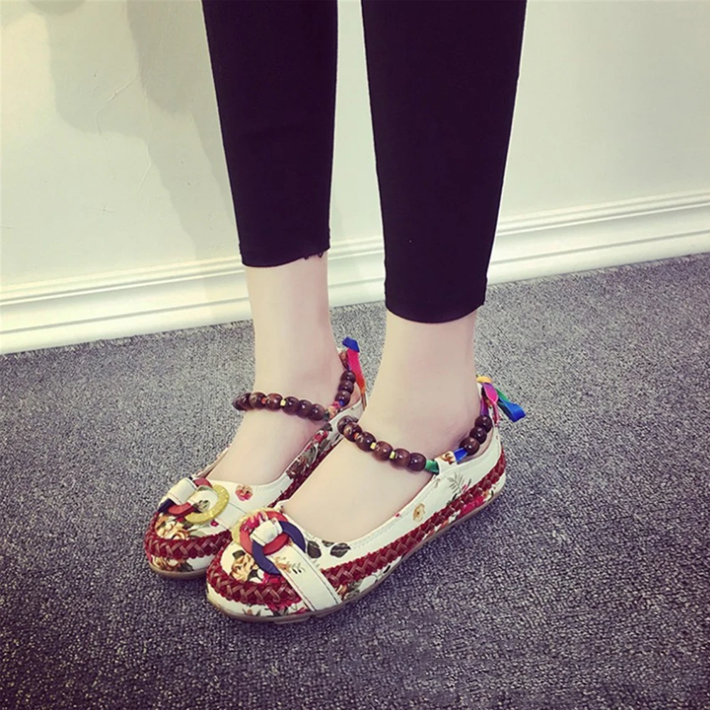 2019 spring and autumn women's flat shoes round head embroidered color matching casual shallow rope beads Lok Fu | Обувь