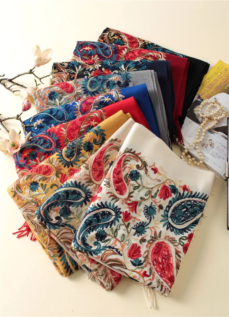 New Luxury Brand Women Scarf High Quality Embroidery Winter Cashmere Scarves Lady Shawls and Wraps Female Pashmina Echarpe