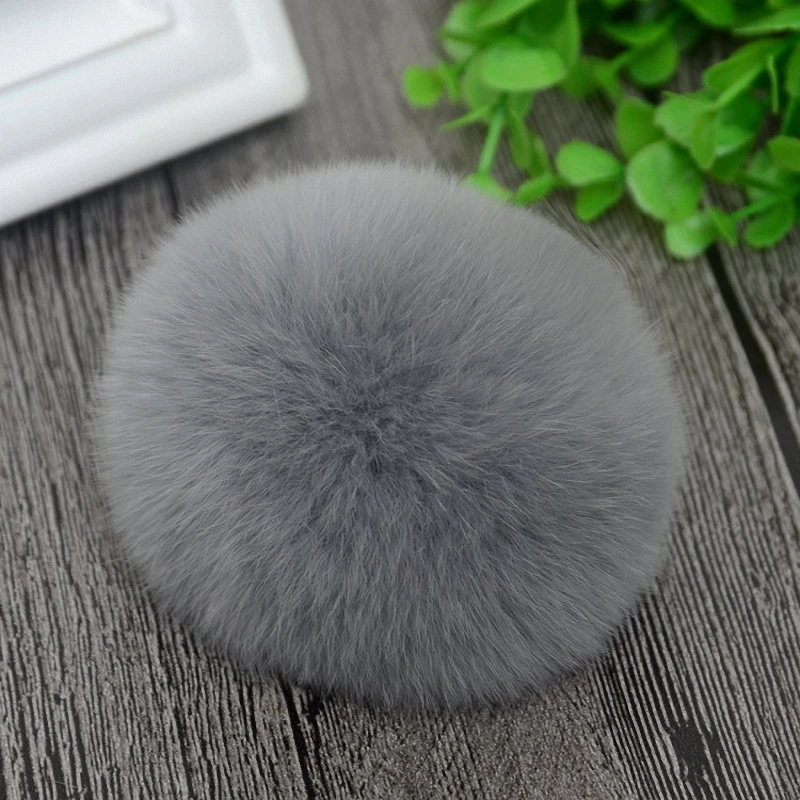 

10cm Nature Genuine Rabbit Fur Ball Pom Pom Fluffy DIY Winter Hat Skullies Beanies Knitted Cap Pompoms F003-grey