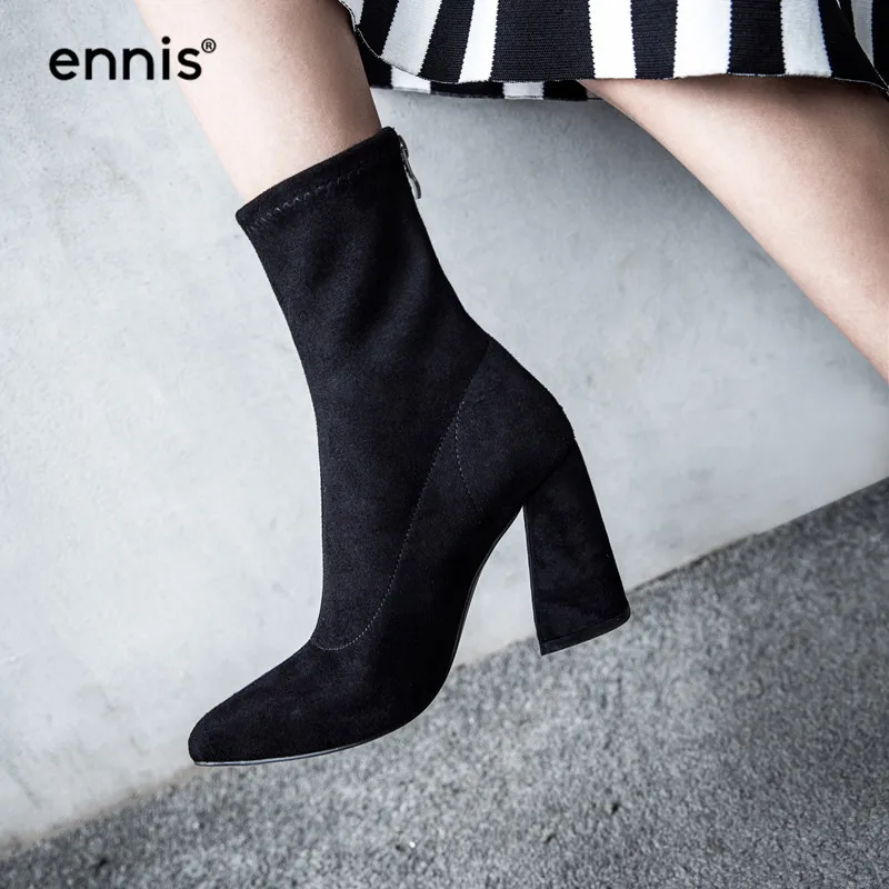 ENNIS/ модные осенне-зимние сапоги до середины икры женские растягивающиеся сапоги с острым носком ботинки из флока на очень высоком каблуке обувь на молнии сзади A895