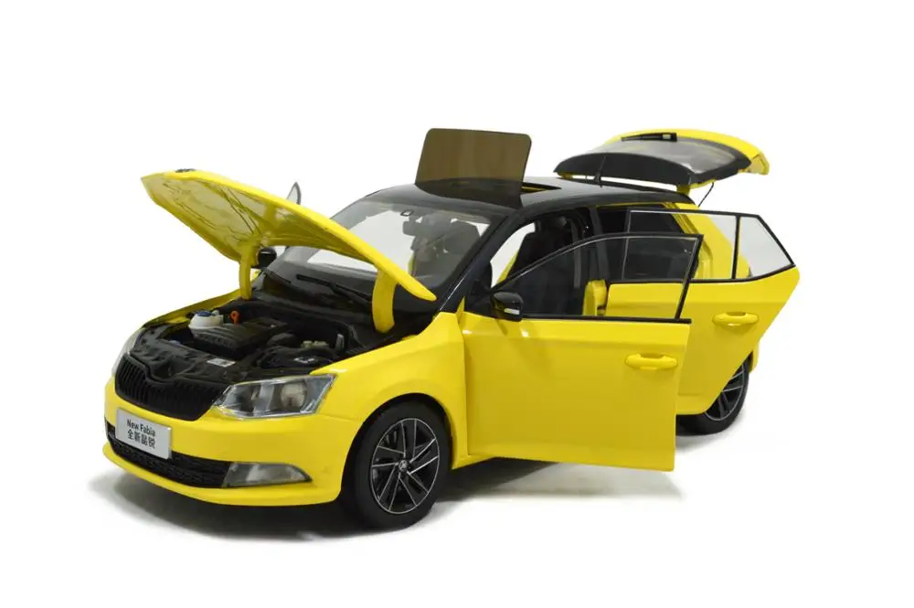 1/18 1:18 1 18 весы Skoda новый Fabia 2015 желтый Статический Моделирование литья под