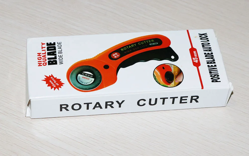 

1pcs 45mm Deluxe Handle Rotary Cutter for Quilting Fabric and Arts & Crafts