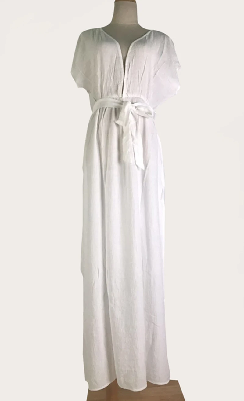 Длинное платье-туника с открытой спиной и глубоким V-образным вырезом в стиле