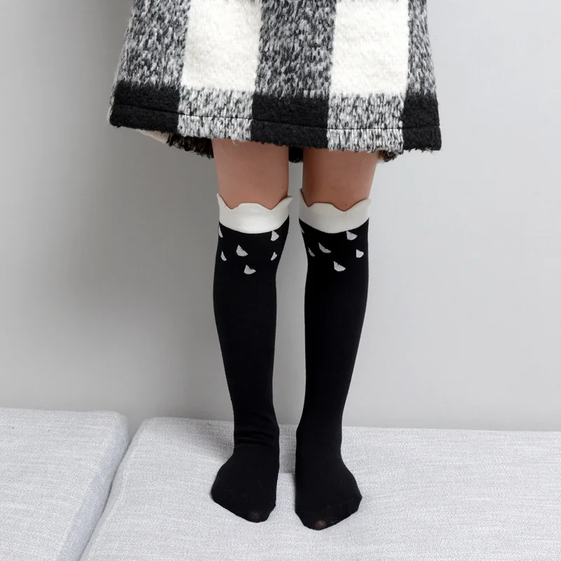 Black A Wecute/Детские гольфы в полоску с героями мультфильмов детские модные мягкие хлопковые гольфы детские носки с принтом в виде глаз и капель дождя - Цвет: Black A