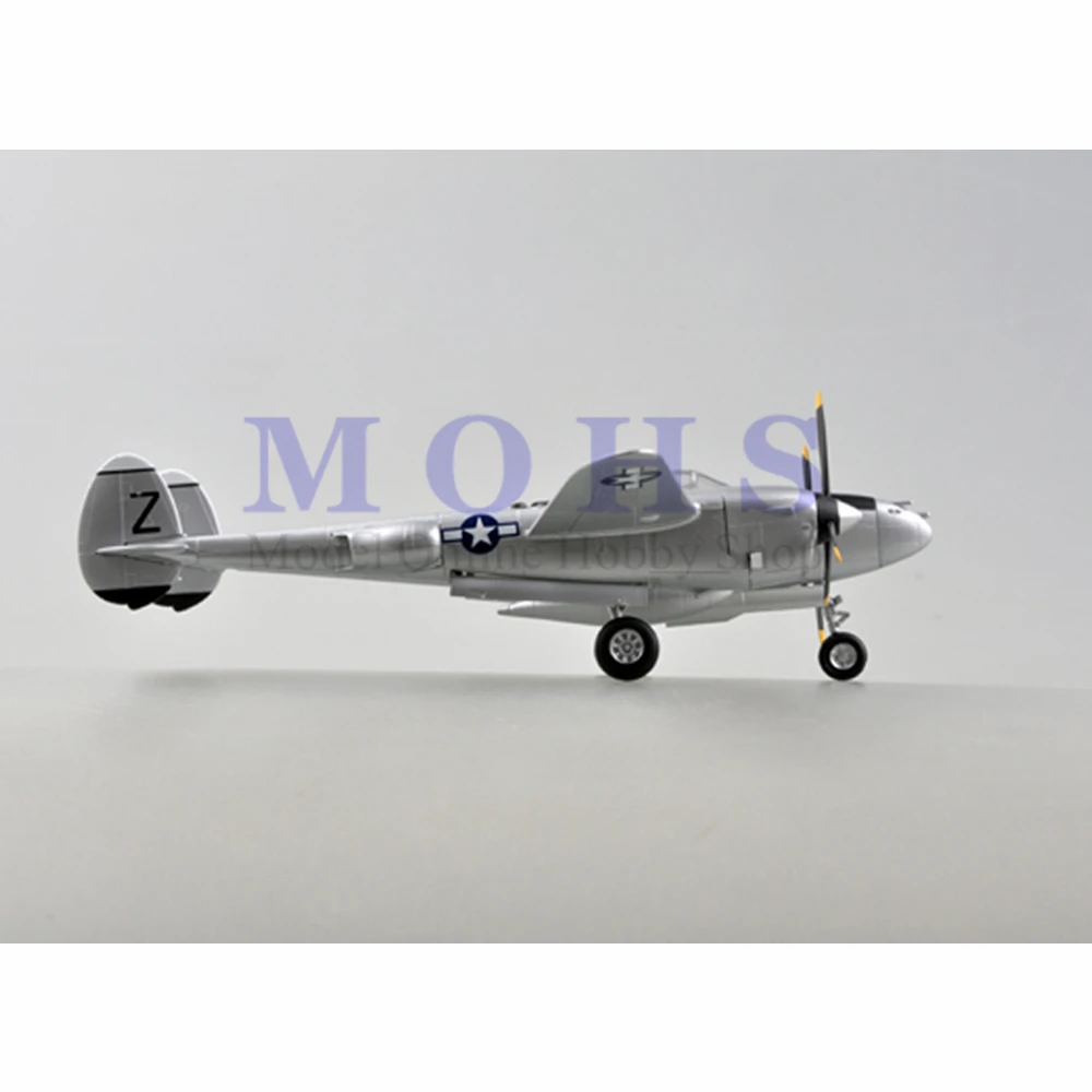 Легкая модель 36432 1/72 собранная готовая масштаб самолета P38 Warbird Lightning P-38 |
