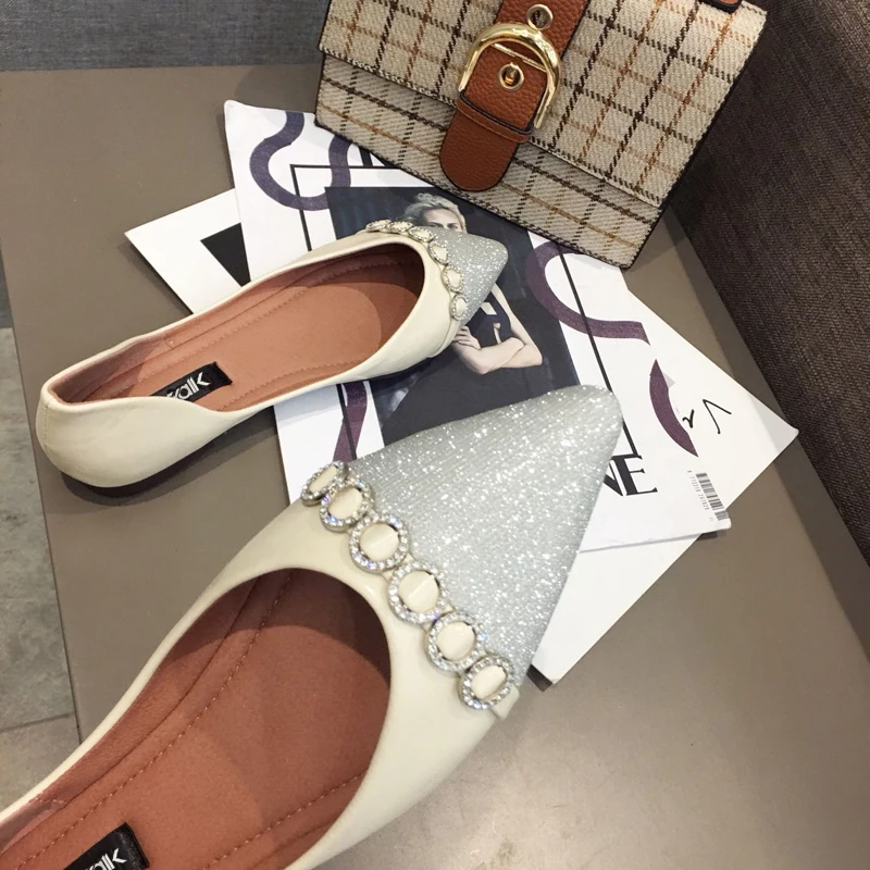 Wellwalk Women Flat Shoes Ladies Ballerinas Pointed Toe Crystal Chain Glitter Leather PU Mixed Color Female Summer Slip On Shoes