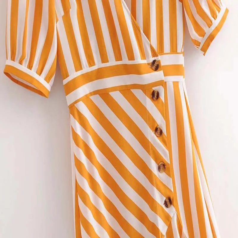Платье в полоску с рюшами Повседневное платье на пуговицах коротким рукавом и