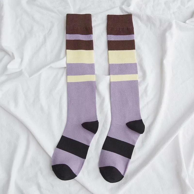 Женские носки в красную сетку лавандовые фиолетовые розовые зеленые полоски