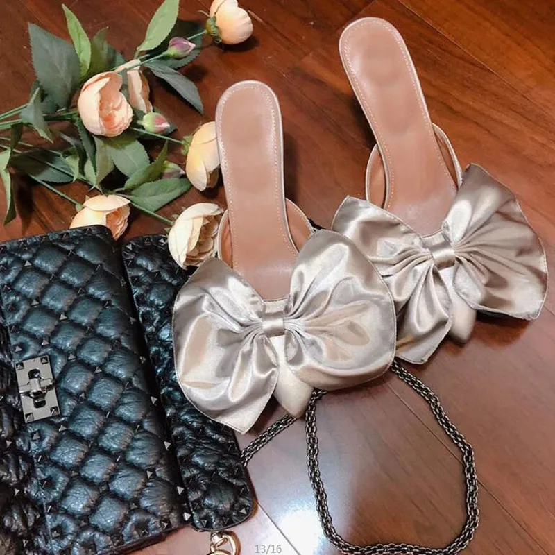 Шлепанцы женские атласные на высоком каблуке шлепанцы в горошек заостренный