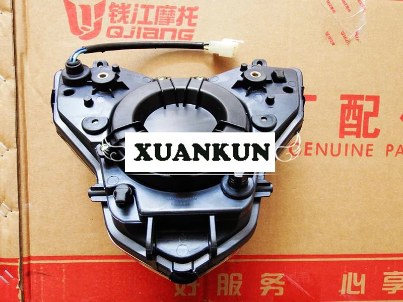XUANKUN BJ125-3E фара в сборе |