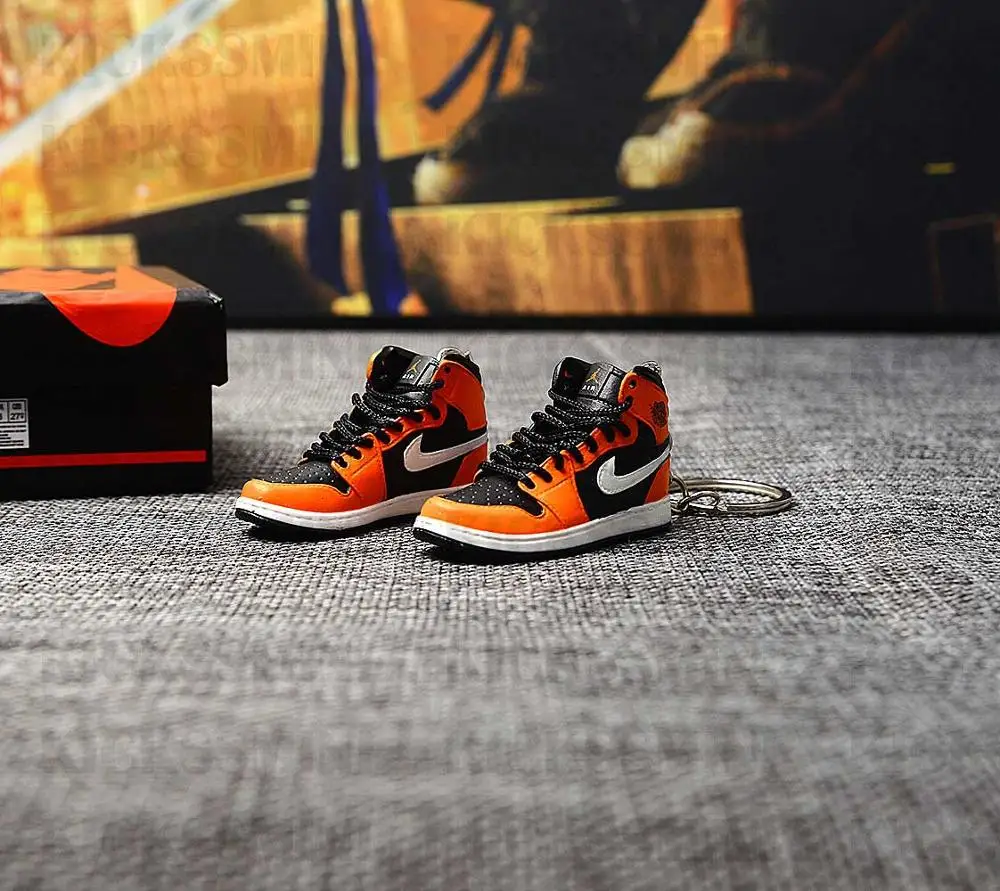 sk005-75 a shoe Дропшиппинг Air Jordan 1 mid Sneakers брелки 1/6 масштаб 3D мини-кроссовки JORDAN Брелок Кукла аксессуар - Цвет: sk005-75 a shoe