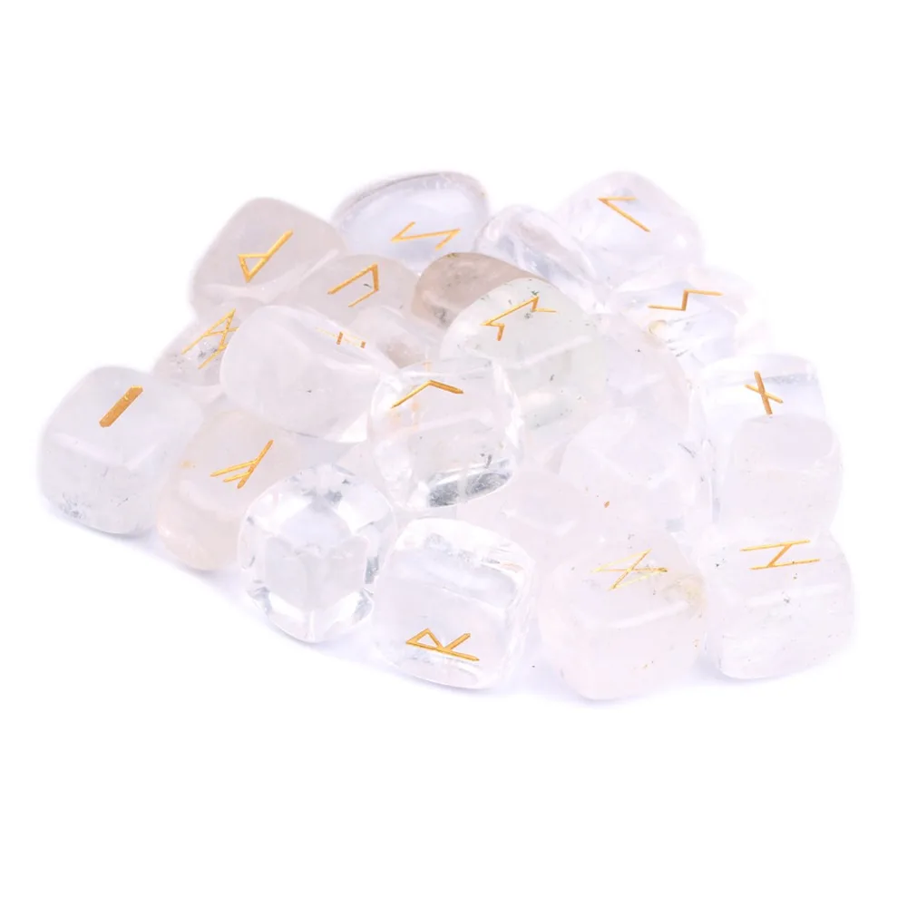 Набор из натуральных прозрачных кварцевых Рун гравированный кристаллический