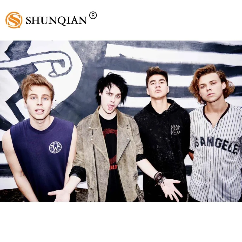 Лучший красивый индивидуальный летний постер за 5 секунд высококачественный