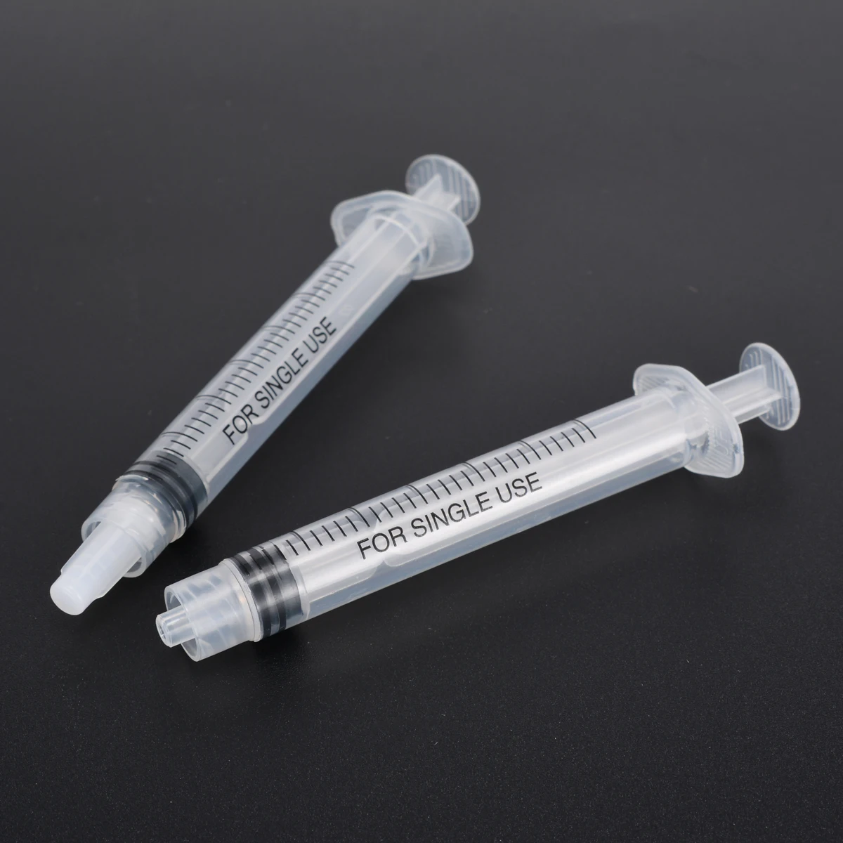 20 пакетов полипропиленовых шприцев объемом 1 мл, 3 мл, 5 мл, 10 мл для наполнения и электронных сигарет.