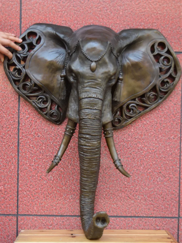 Бронзовая подвеска в виде носа слона Киргизия как настенная художественная