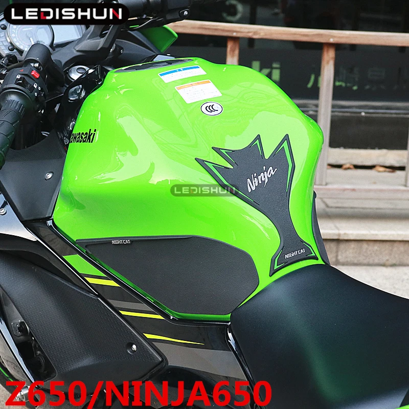 Наклейка на бак мотоцикла Kawasaki Z650 NINJA650 Z900 X300 VERSYS X250|Накладки и декоративные