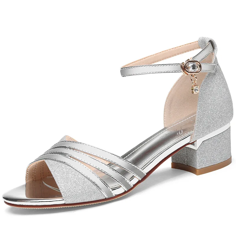 Женская обувь на высоком каблуке элегантные блестящие сандалии низком лето