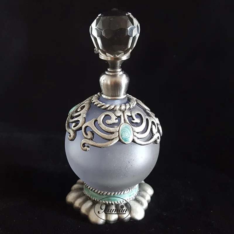 

25ml Perfume Essential Oil Bottle Vintage Empty Refillable Bottle Carving Metal Glass Empty Container Gift Decoration#58675