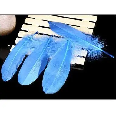 sky blue 50pcs Натуральные лебединые перья 14-20 см, многоцветные гусиные перья, шлейф для рукоделия, свадебных украшений, рукоделия, украшения для дома, 50 шт - Цвет: sky blue 50pcs