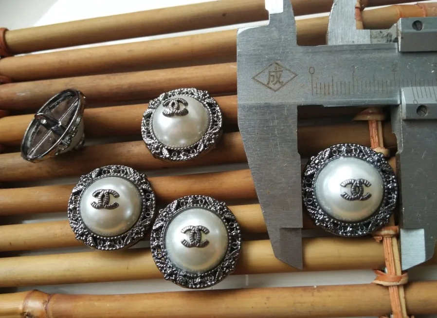 NO9 size 23mm 10 шт. новые высококлассные золотые металлические куртка со стразами пальто Пуговицы рубашка хлопок пальто кнопка sz 23 мм 2,3 смбесплатная - Цвет: NO9 size 23mm