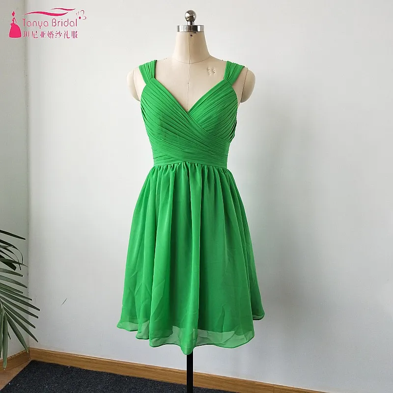 Шифоновые платья подружек невесты длиной до колена трапециевидного силуэта