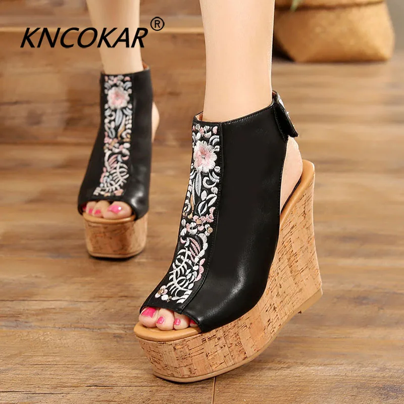 

New Summer Boots And Sandals With Thick Bottom Slope Heel Women's Shoes Ethnic Embroidered Cheongsam Vintage sandals