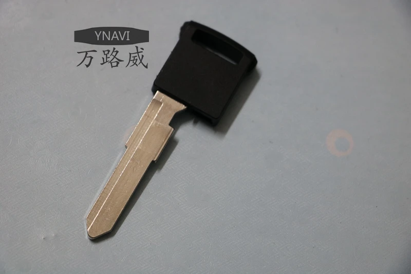 Ynavi 2 шт. Бесплатная доставка Новые Замена маленький ключ hu87r лезвие аварийного В