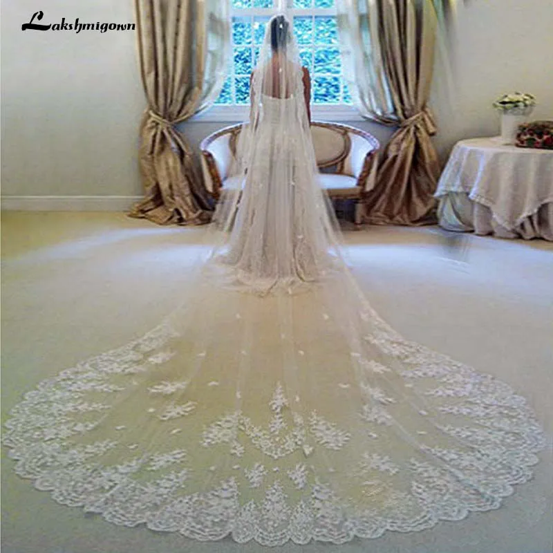 Фата свадебная длиной 3 метра фата с кружевной каймой и расческой Цвет