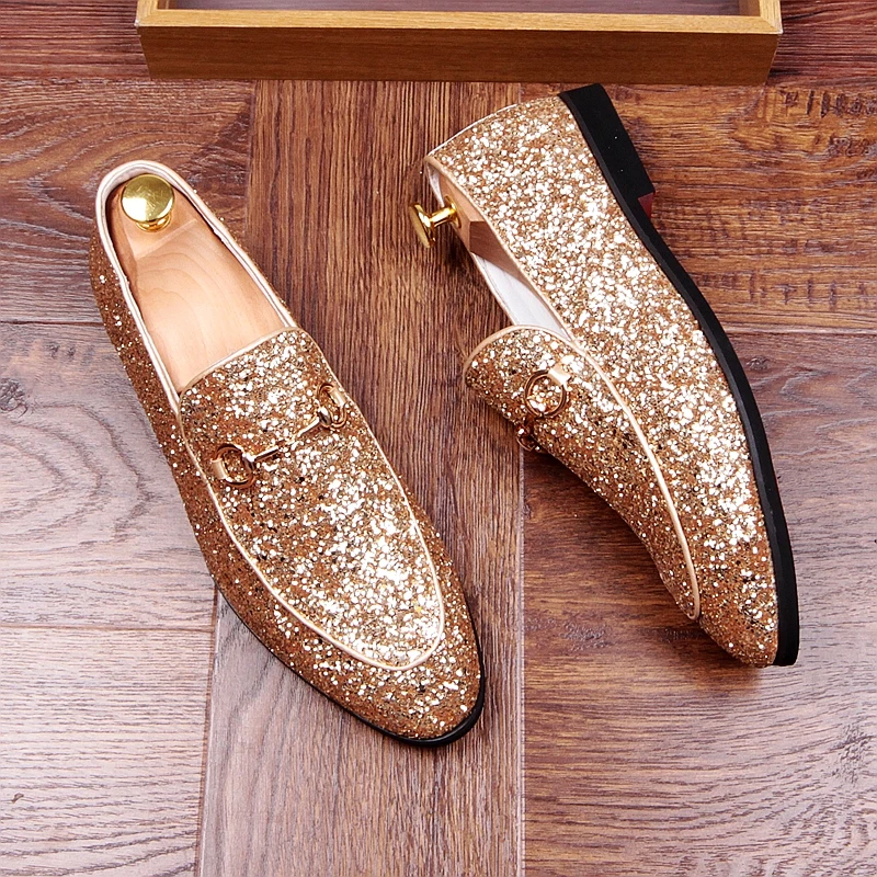 Блестящие кожаные туфли для мужчин модные удобные лоферы вождения повседневная