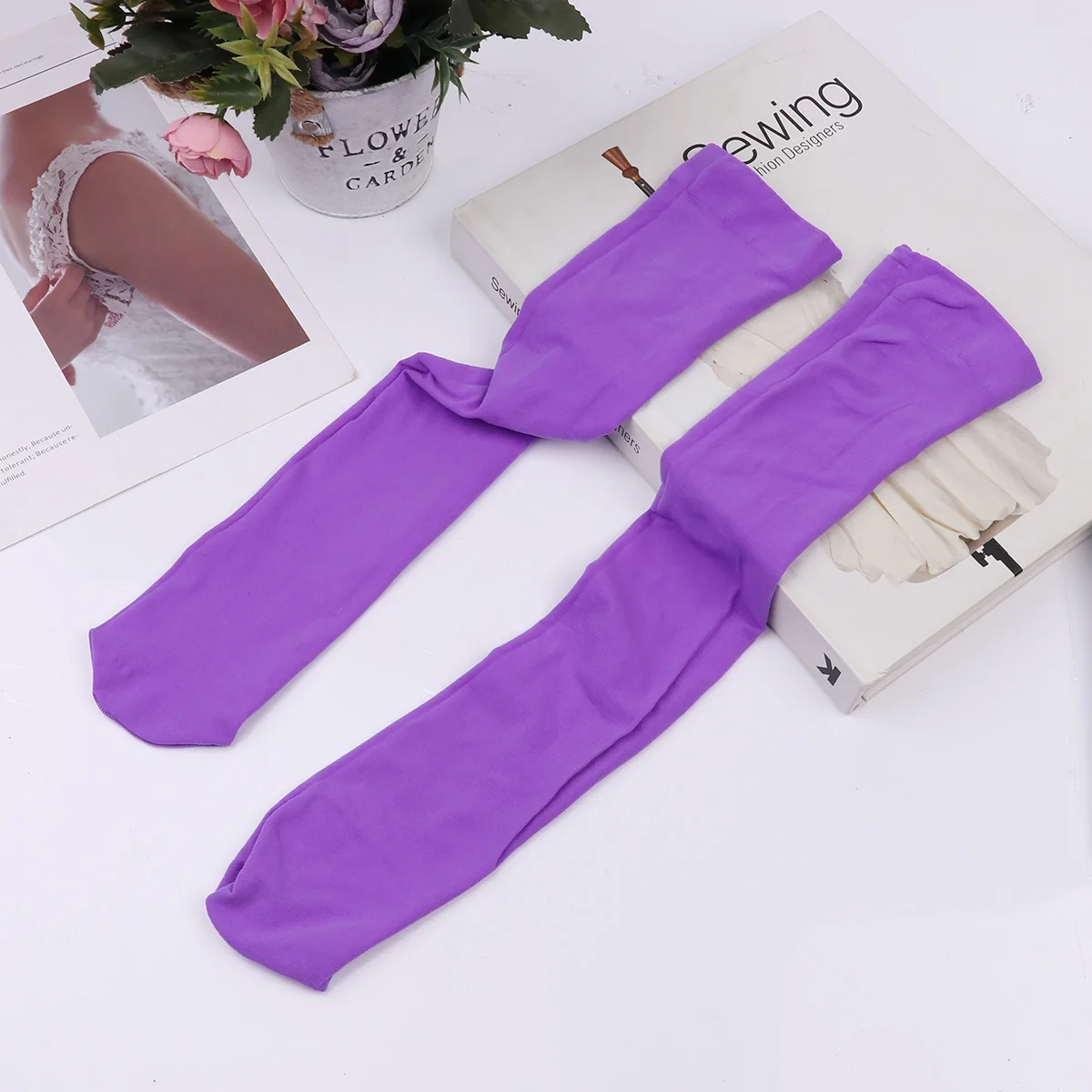 Шелковистые тонкие мужские носки, мужские летние ультра тонкие высокие эластичные гладкие носки выше икры, деловые нейлоновые носки, подарки для мужчин, длинные носки для мужчин