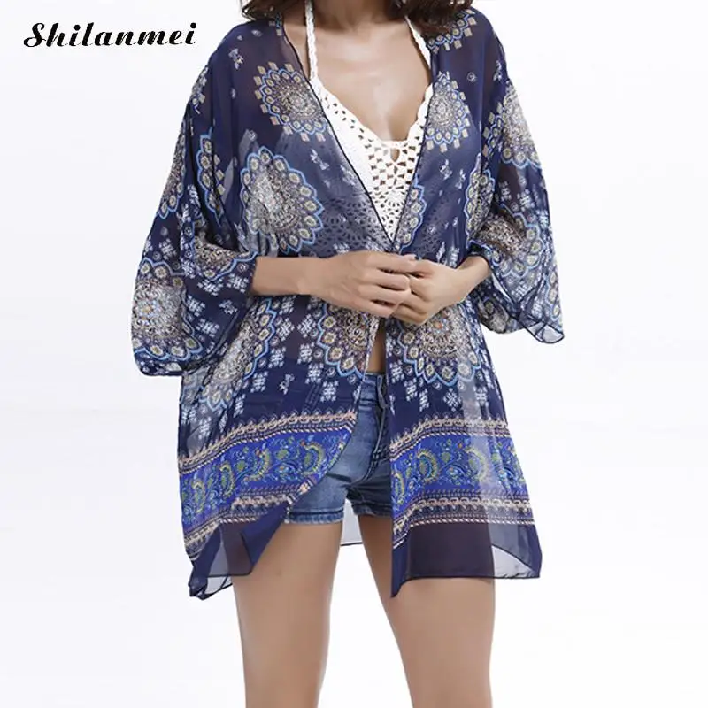 Богемное летнее пляжное длинное кимоно с цветочным принтом черного и синего