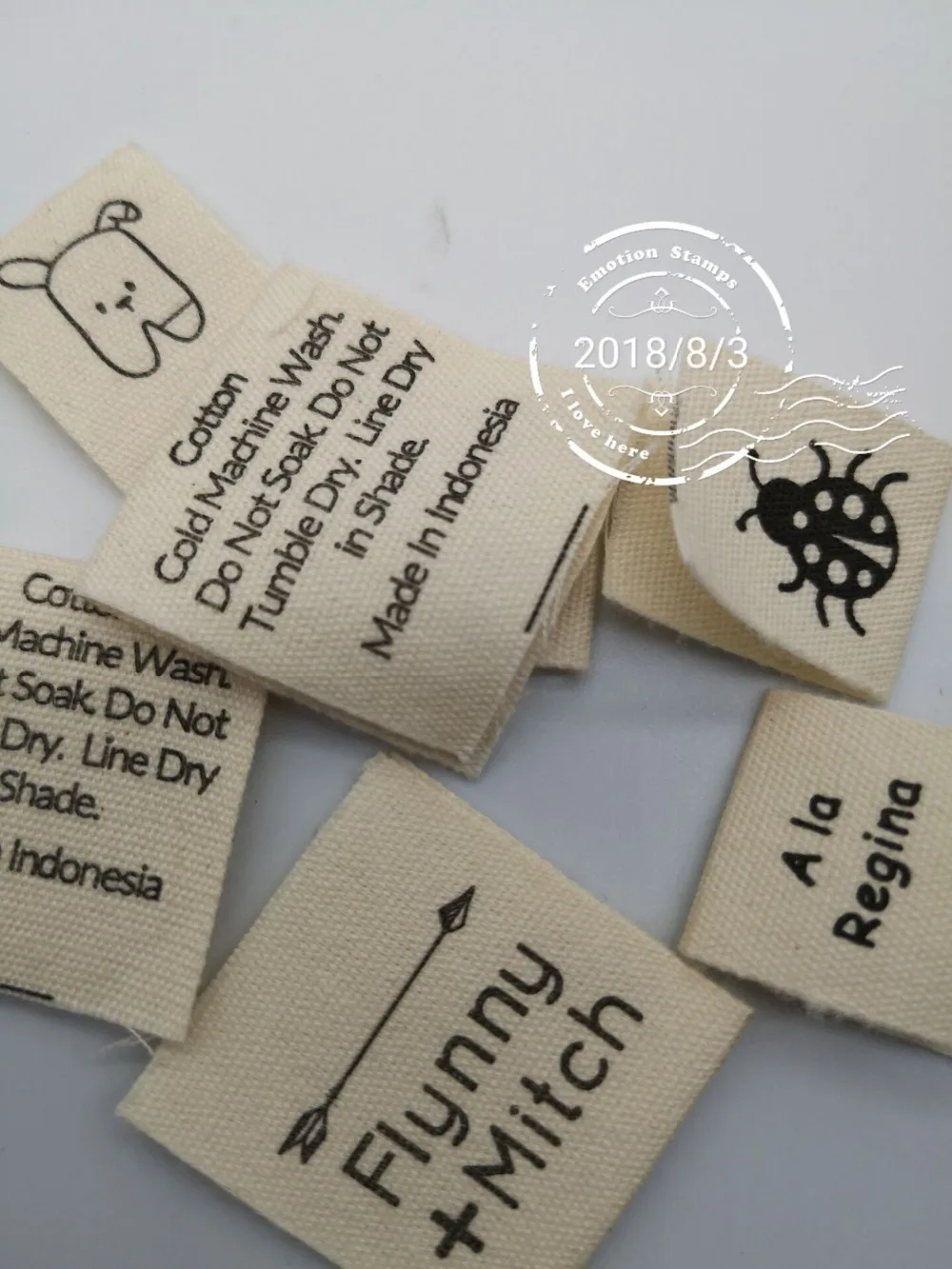 Бесплатная доставка индивидуальные хлопковые этикетки с петлей для