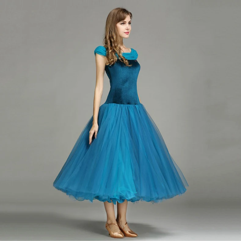 

Personality Sleeveless Ballroom Dance Dress Women Sexy bubble Dress Latin Dance Ballroom Waltz Dance Stage Competition Costumes