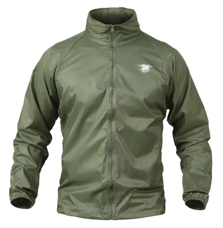 Army green IGLDSI мужские военные армейские кожаные куртки летние тактические темно-синие уплотнения легкая камуфляжная куртка водонепроницаемый тонкий плащ ветровка - Цвет: Army green