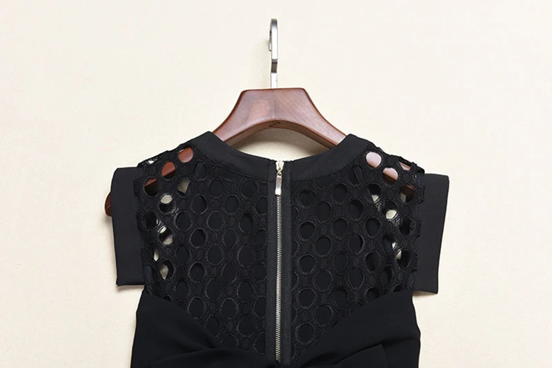 TWOTWINSTYLE, Однотонный женский комбинезон с круглым вырезом, с коротким рукавом, с высокой талией, с бантом, Тонкие штаны, женская мода, новинка весны