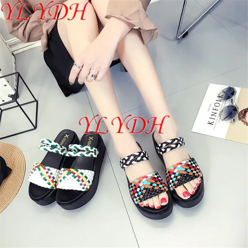 Женщины Сандалии 2017 Новый Клинья Платформы Строка Из Бисера Hand Made Пляж Обувь Мода