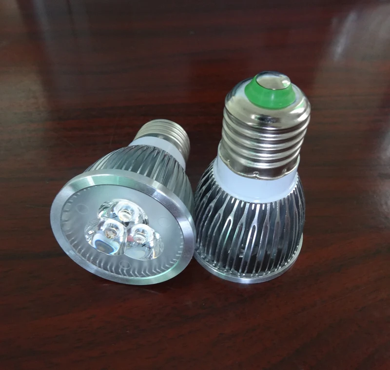 BECOSTAR Высокая мощность 3 Вт Светодиодная лампа с Цоколь E27 розетка теплый белый 2700