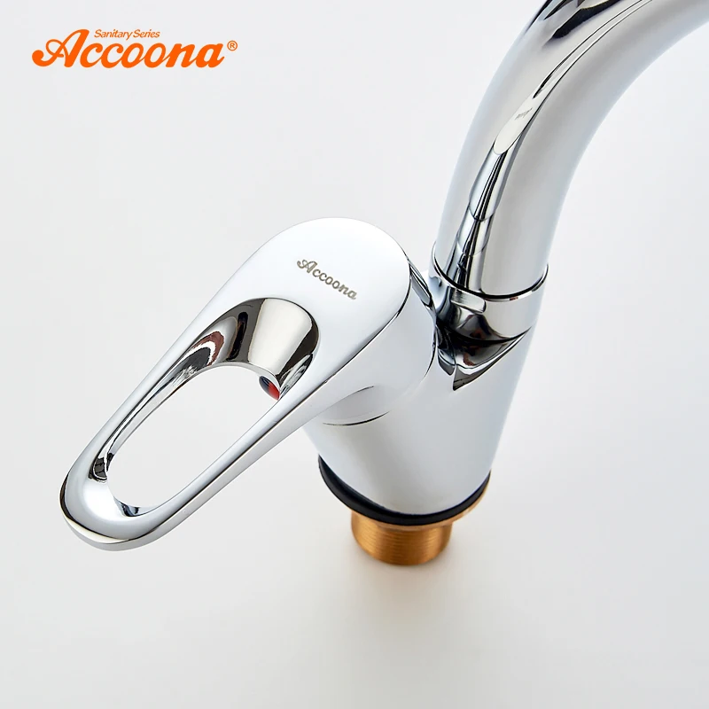 Хромированный кухонный смеситель Accoona латунный кран с поворотным носиком
