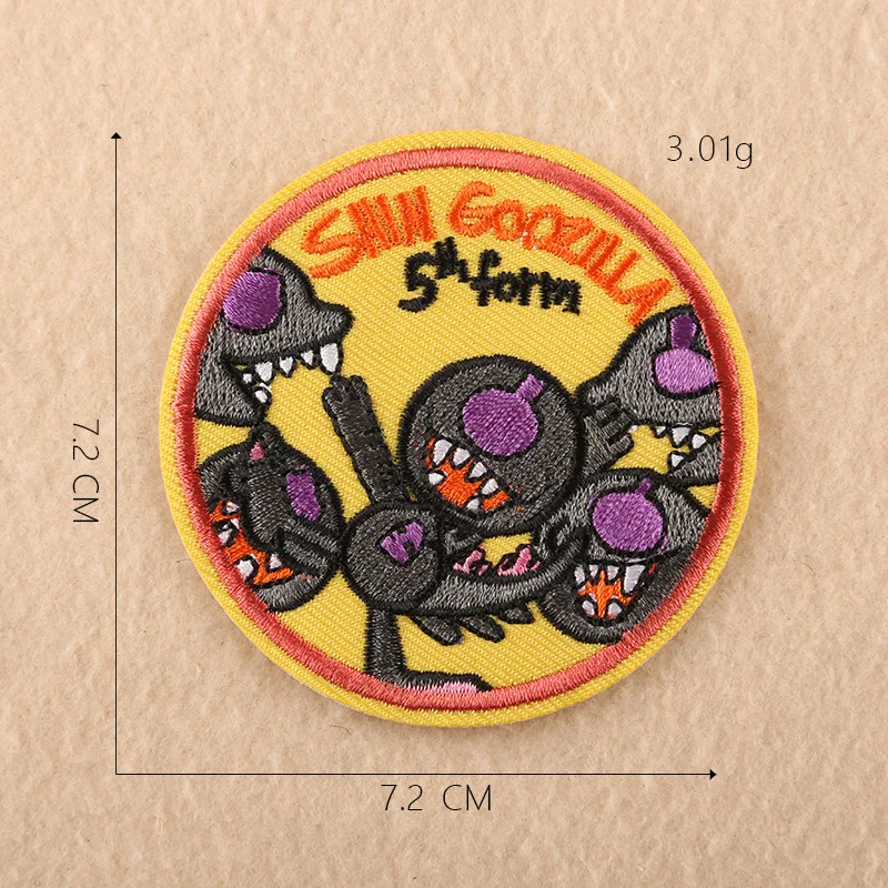 Cartoon Character Patch for Clothing Iron on Embroidered Sewing Applique Cute Sew on Fabric Badge DIY Apparel Accessories - Цвет: 6