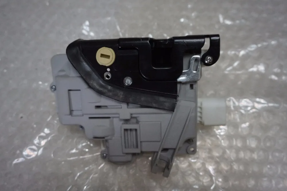 Бесплатная доставка для vw passat Audi q3 q5 q7 A4 B8 b6 skoda Superb SEAT Ibiza замок задней правой двери