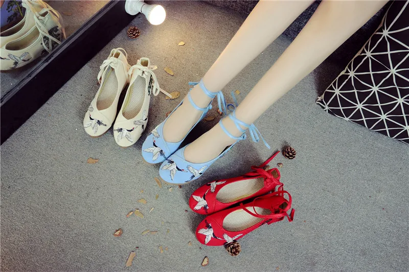 Туфли на плоской подошве; женские лоферы; Zapatos De Mujer; Туфли-оксфорды в стиле Лолиты; парусиновые женские эспадрильи в стиле Харадзюку; модная вышитая обувь для женщин