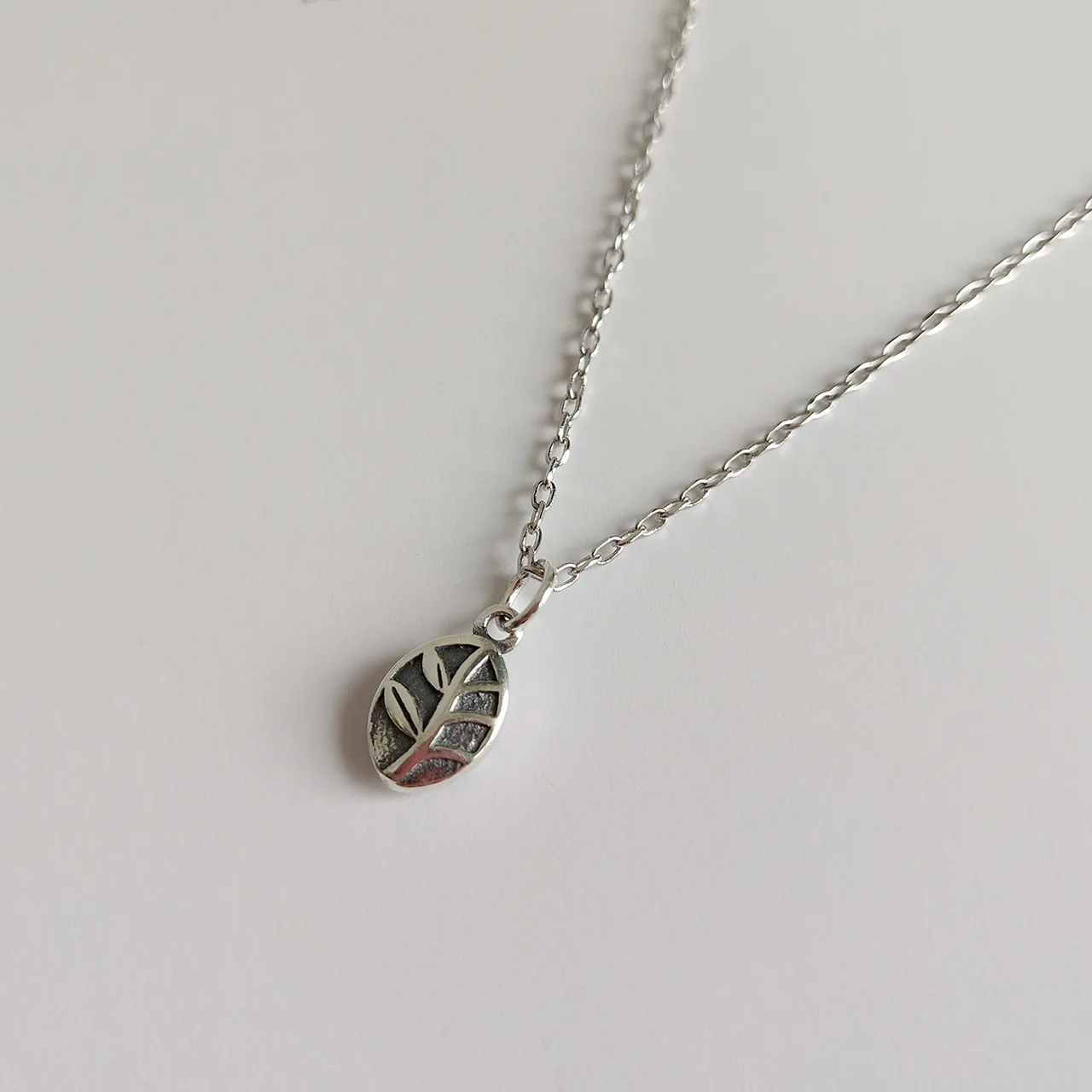 Южная Корея 925 Чистое тайское серебро маленький лист ожерелье подвеска цепочка