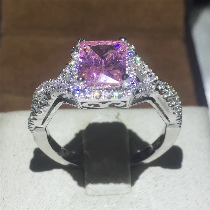 Женское кольцо из серебра 925 пробы с фианитом | Украшения и аксессуары