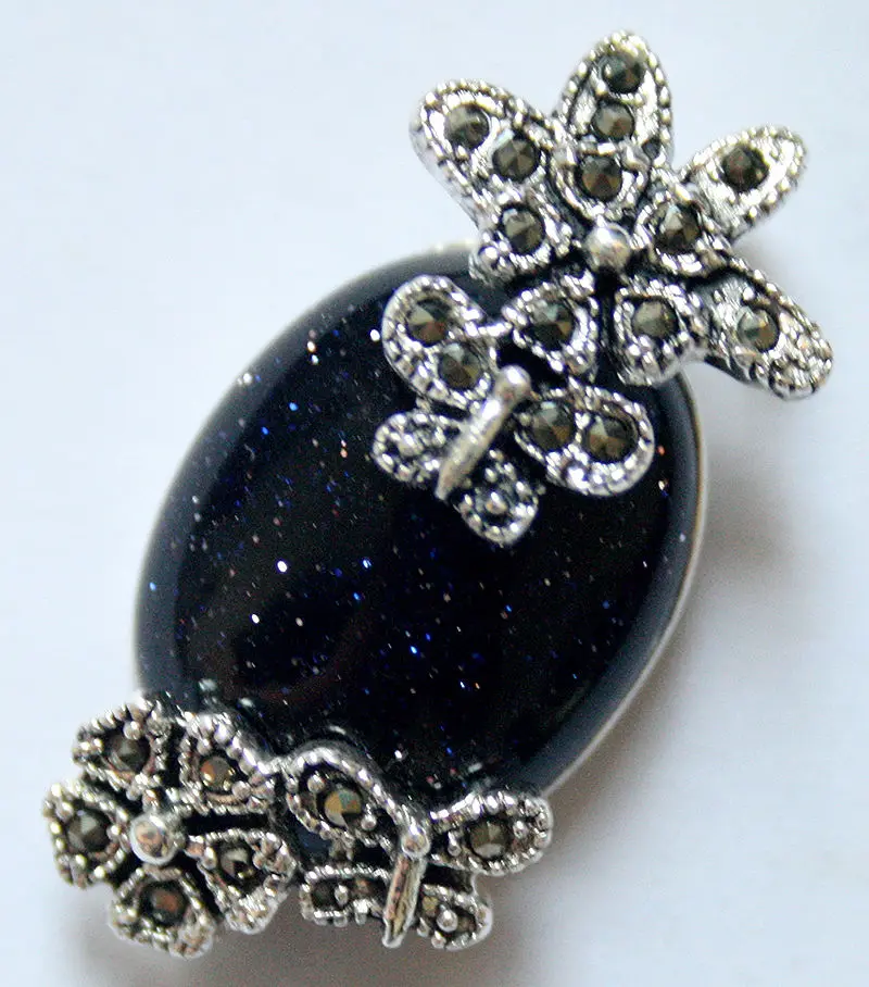 Винтажная Подвеска из серебра 925 пробы с натуральным голубым песком 30*20 |