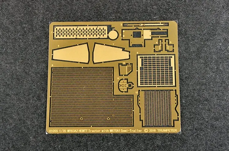 Trumpeter 01055 1/35 M983A2 гемтт трактор с M870A1 полуприцеп-весы модельный комплект