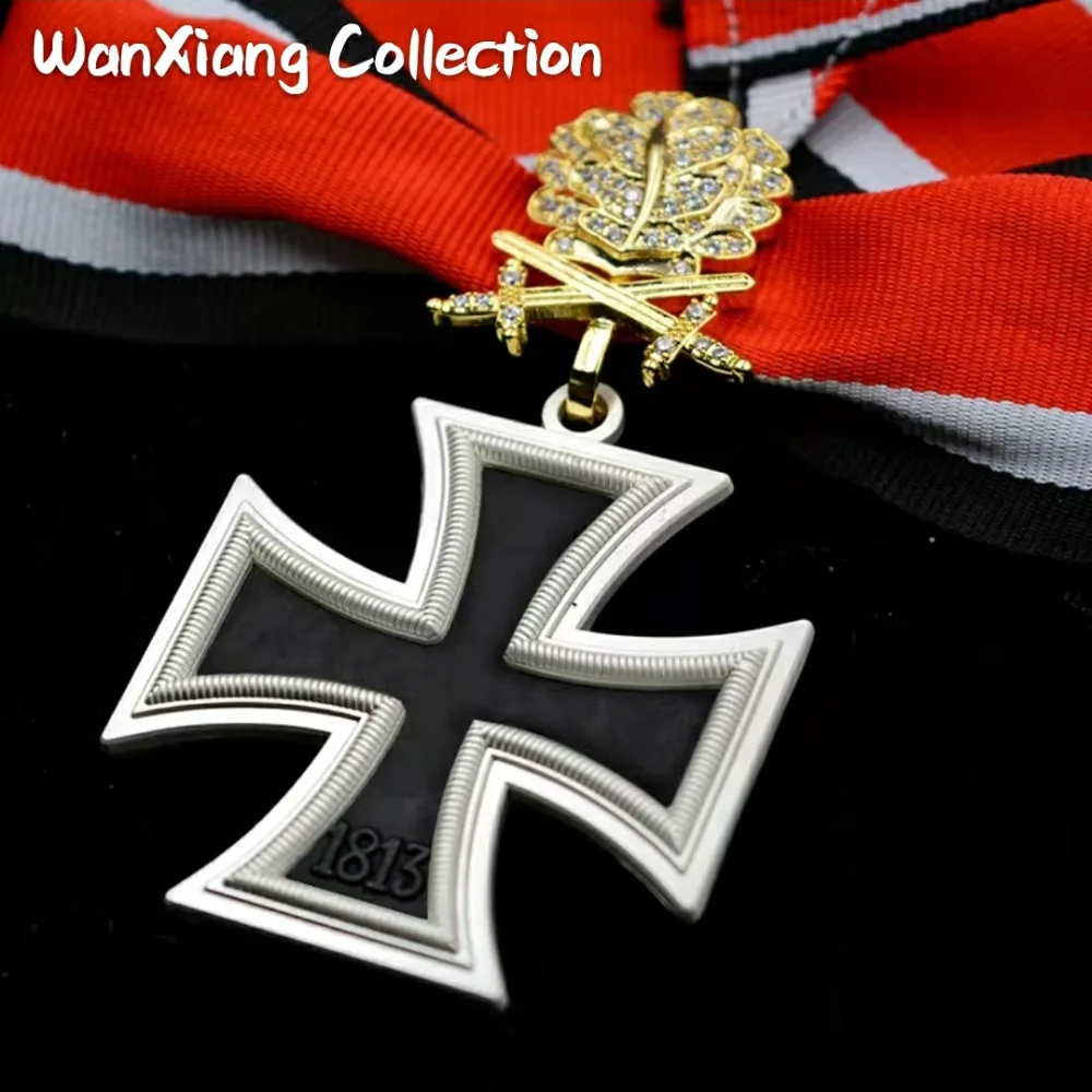 Тройная немецкая медаль WW2 из Железного креста высшего качества со стразами