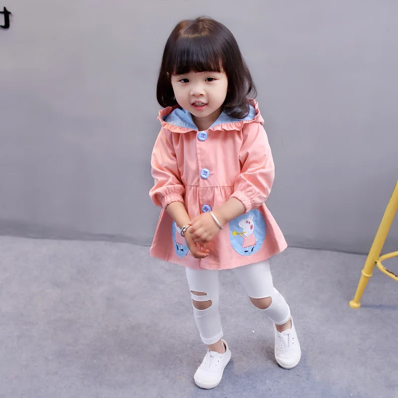 2017 Autumn Girl's Jacket Kids Hooded Jackets Children's Windbreaker Coat For Girl windbreaker Cartoon Pig hoodies clothe Design |